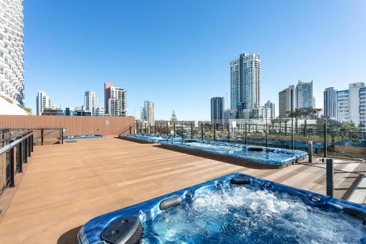 Appartement Amazing Oceanview Refurbished Hotel Suite With 2 Beds Private Management Gold Coast
