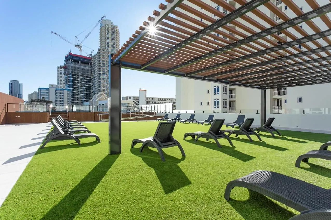 Amazing Oceanview Refurbished Hotel Suite With 2 Beds Private Management Gold Coast 0*,  Australië