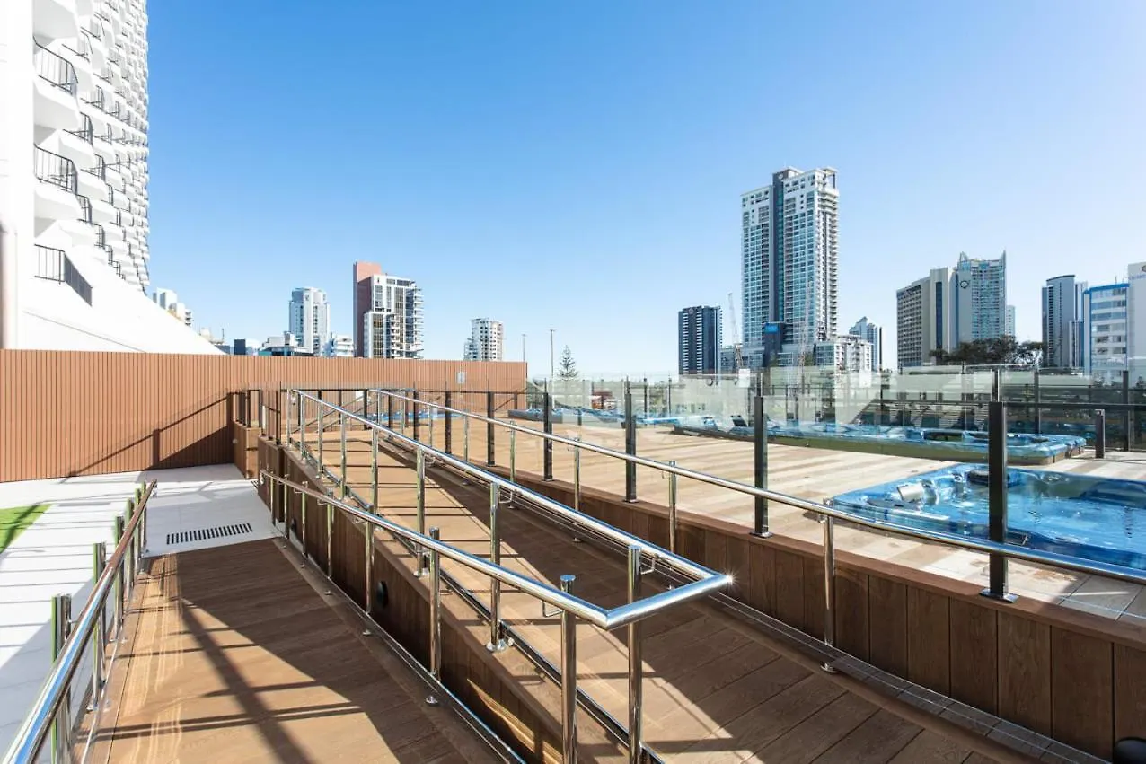 Appartement Amazing Oceanview Refurbished Hotel Suite With 2 Beds Private Management Gold Coast Australië